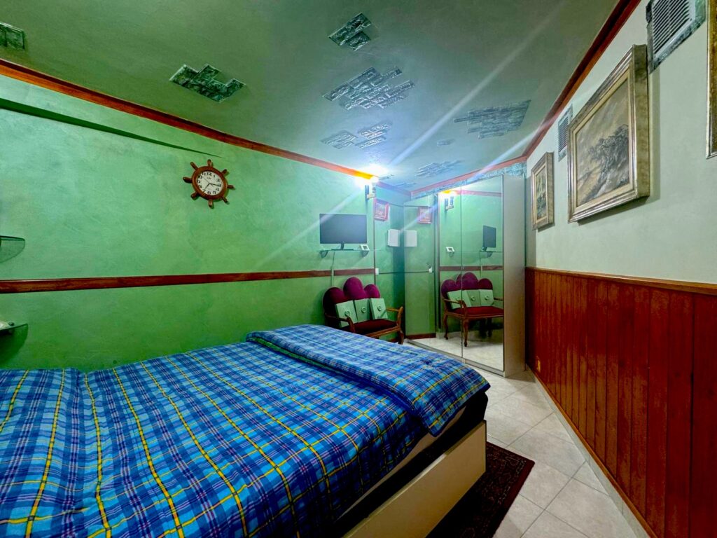 ampio monolocale in via serenella sanremo