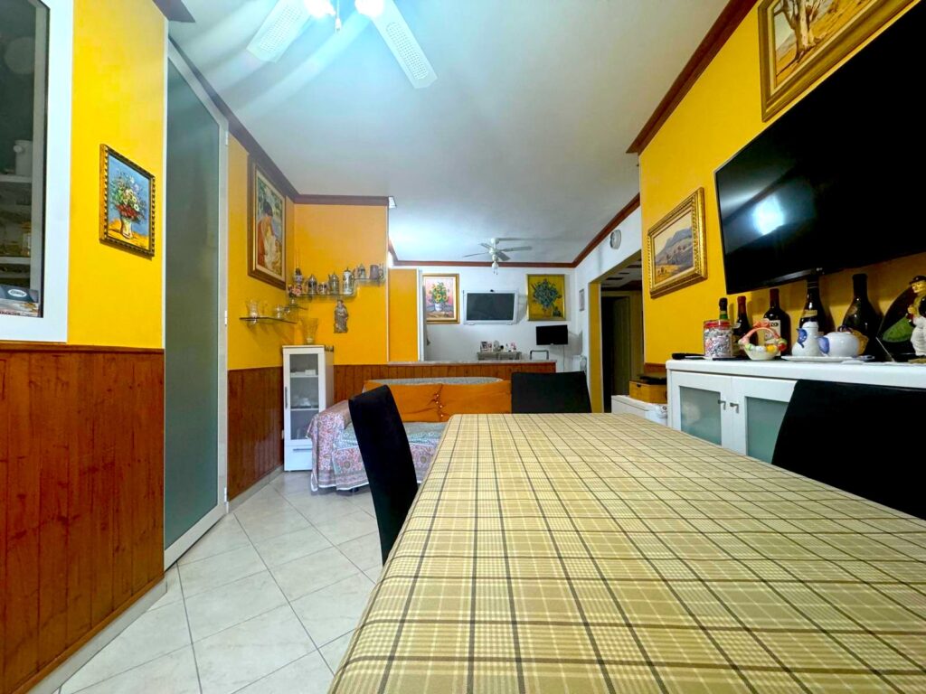 ampio monolocale in via serenella sanremo