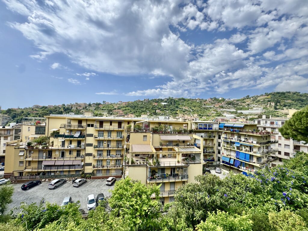 appartamento ristrutturato in vendita a Sanremo via Galilei