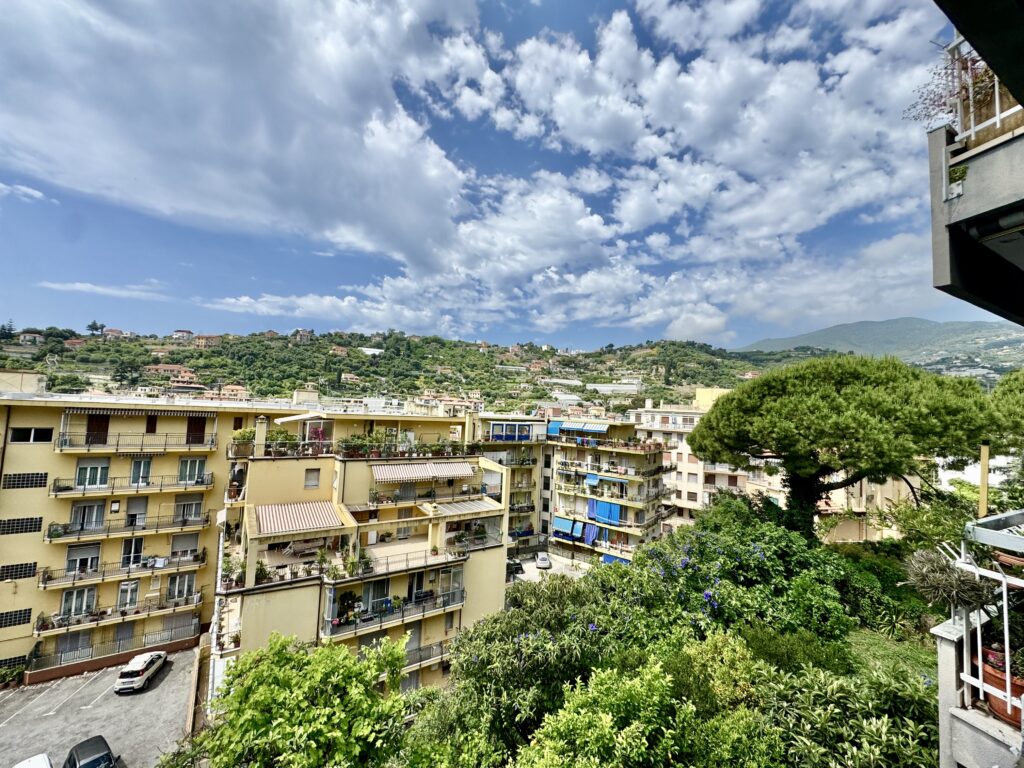 appartamento ristrutturato in vendita a Sanremo via Galilei