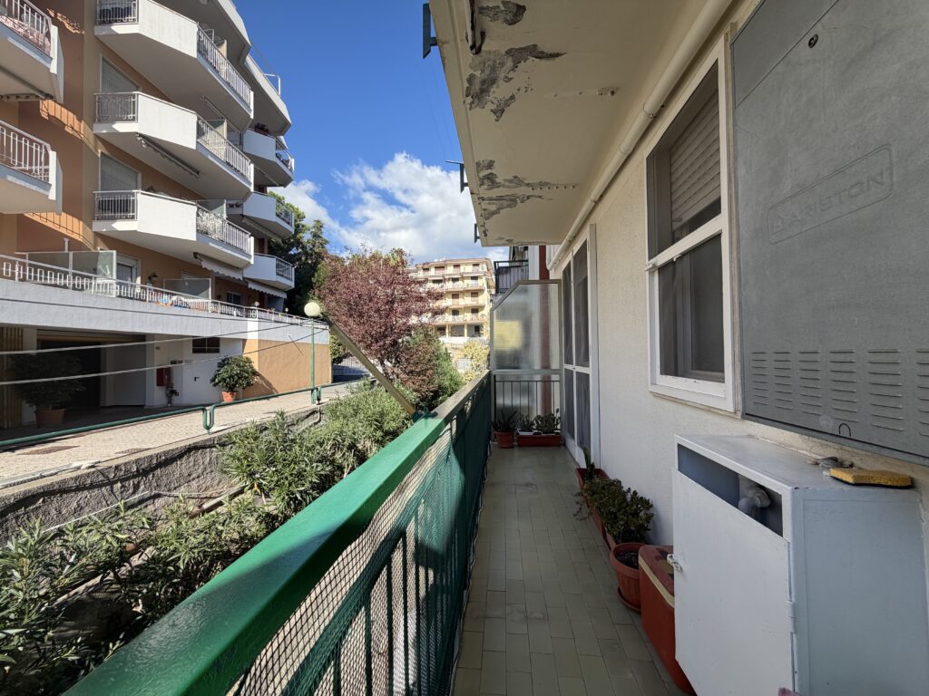 bilocale vista mare